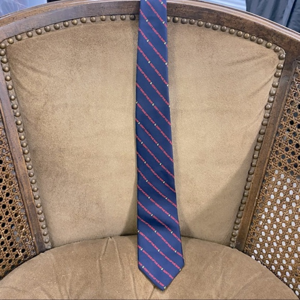 Vtg. TRIFLES "Don't give up the ship" Silk Tie